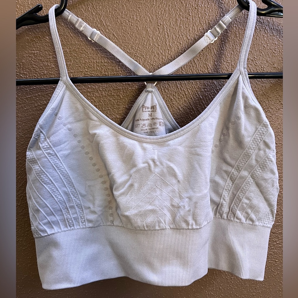 SPORTS BRA